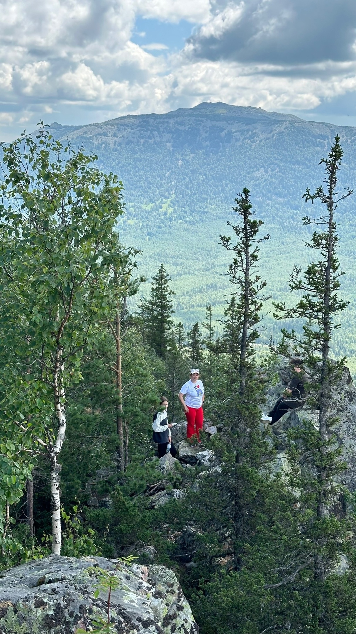 Хребет Москаль